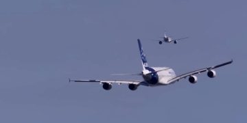 Обсуждается запуск рейсов между США и Великобританией