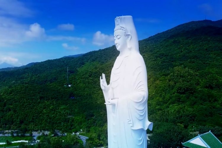 Турбизнес Вьетнама требует вернуть российских туристов