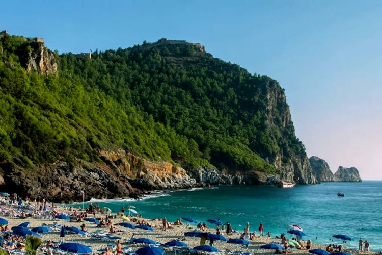 Реакция британцев на внесение Турции в список опасных стран неоднозначна