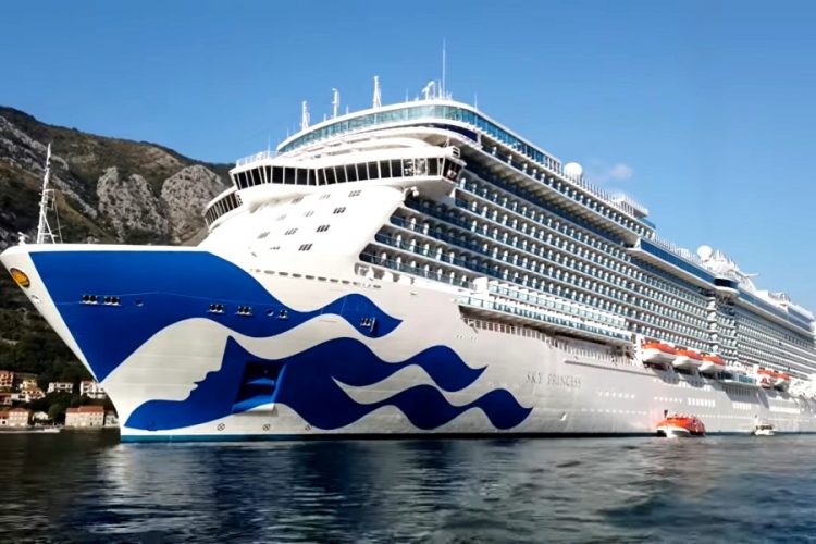 Princess Cruises вводит цифровые медальоны для клиентов