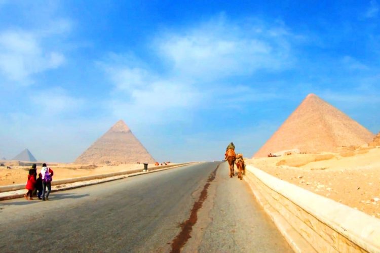 Турагенты объяснили, почему не пострадали от приостановки продаж туров в Египет