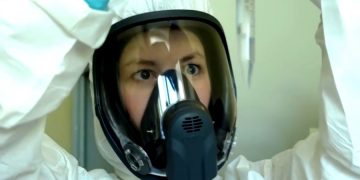 Египет закупит 25 млн. доз вакцины от коронавируса ради спасения туризма