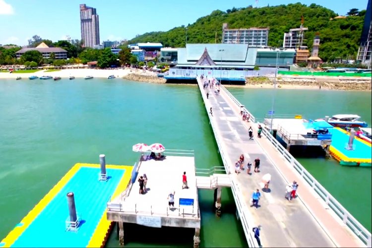 Иностранцев не приняли на карантин в отель Паттайи