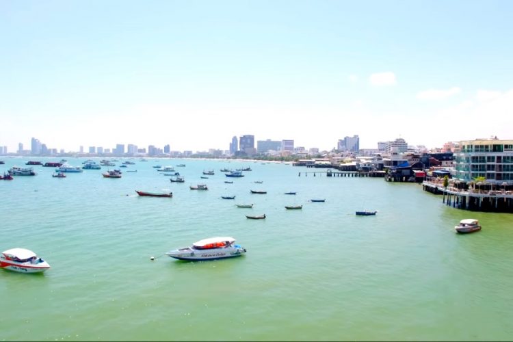 Мэр Паттайи рассказал, как собирается возвращать россиян