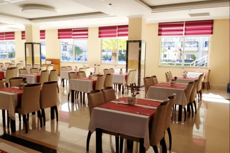 QR-коды для работы ночью получили свыше 1200 московских заведений