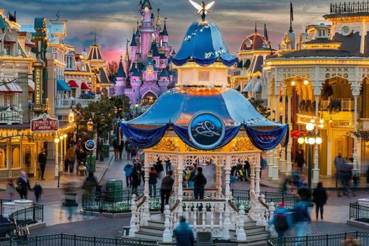 новость 03-11-2020 Парижский Диснейленд закрывается на несколько недель