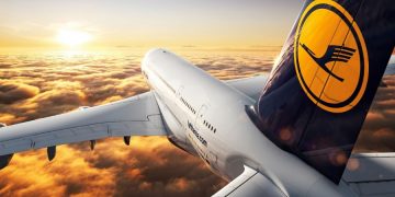 новость18-11-2020 Авиакомпания Lufthansa скорректировала правила питания