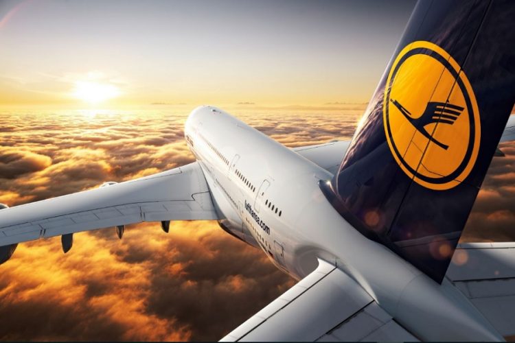 новость18-11-2020 Авиакомпания Lufthansa скорректировала правила питания