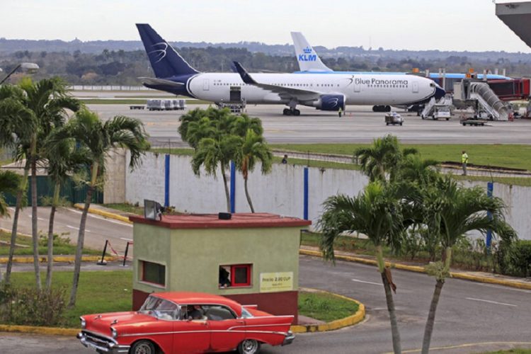 новость 20-11-2020 Власти Кубы вводят санитарный сбор в размере $30