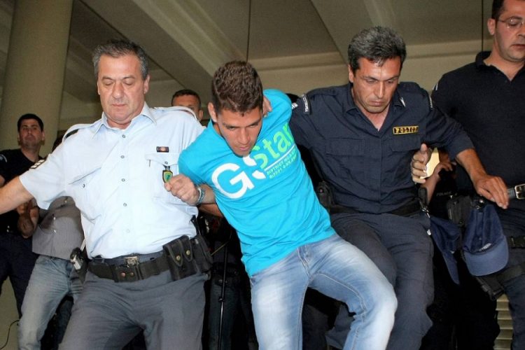 новость 21-11-2020 20 ножевых ранений получил мальчик из России в Греции. Суд вынес решение