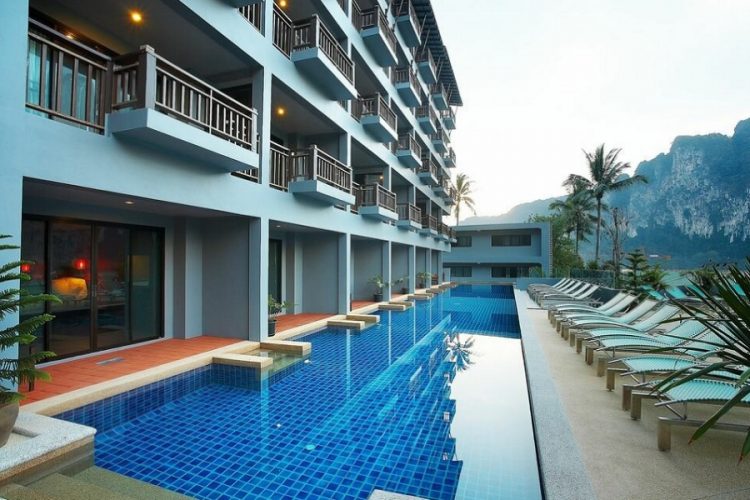 новость 18-11-2020 В провинции Краби начали продавать с молотка отели