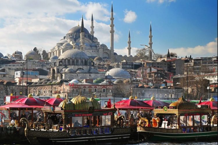 новость 17-11-2020 Туры в Стамбул под угрозой. Город закроется на несколько недель
