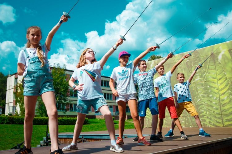 новость 20-11-2020 РСТ предложил возмещать часть стоимости детского отдыха