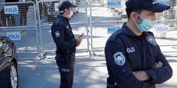 новость21-11-2020 Российский турист начинает свой отпуск в Турции с полиции