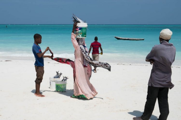 новость 26-11-2020 Как после поездки на Занзибар погибают российские туристы?