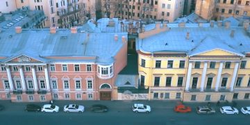 Квартира Иосифа Бродского открывается для туристов в Санкт-Петербурге