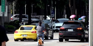 Турфирмы России и Китая выйдут в новый чат