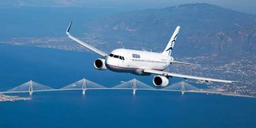 Рейсы в Грецию отменяют из-за забастовок