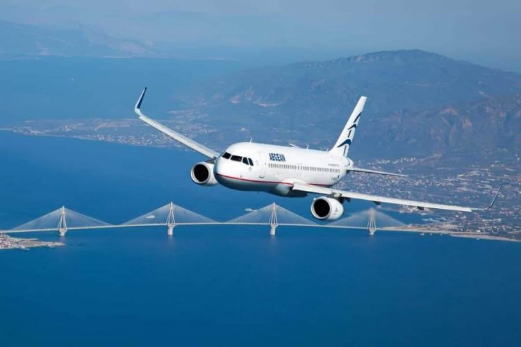 Рейсы в Грецию отменяют из-за забастовок