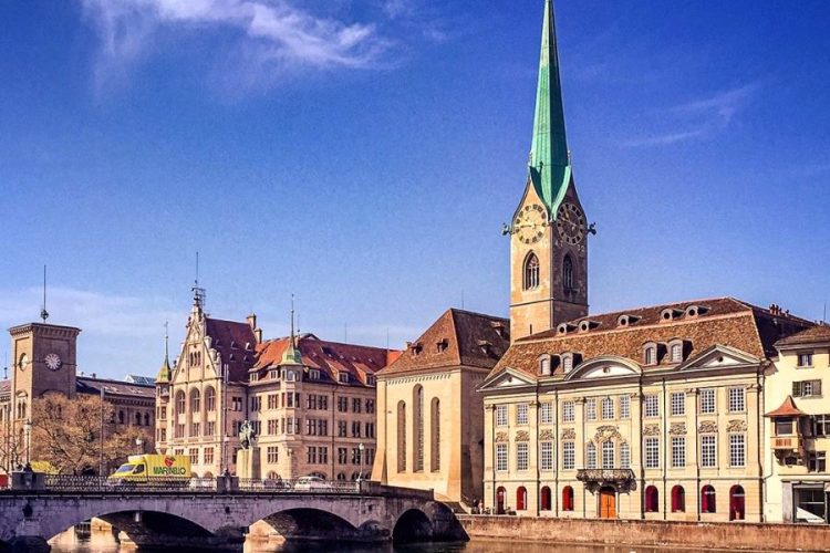 Швейцария рассчитывает на отложенный спрос