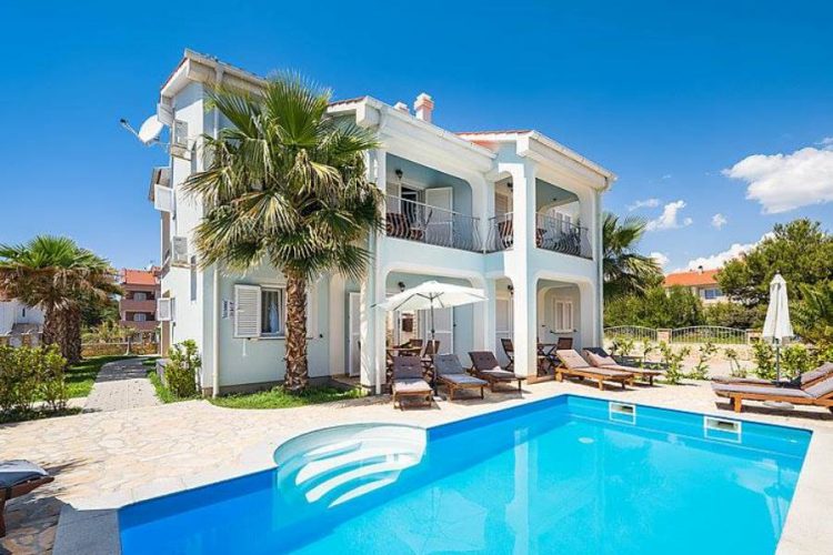 Хорватия гарантирует безопасный отдых туристам