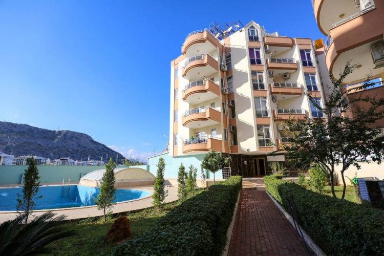 В Турции прозвучала инициатива закрыться на жесткий продолжительный карантин