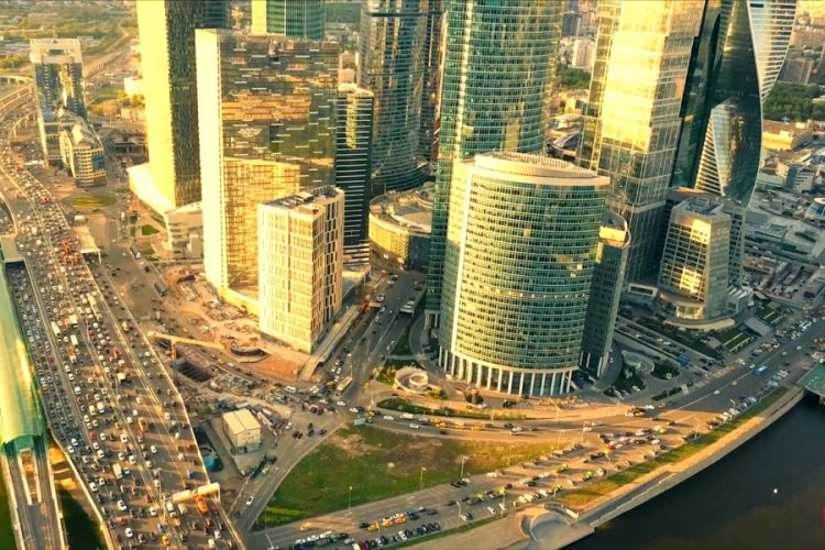 Ограничительные меры в России продлены до 2022 года