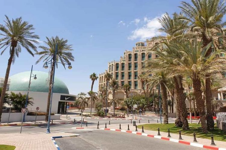 Развернулась настоящая борьба за открытие Эйлата для туристов