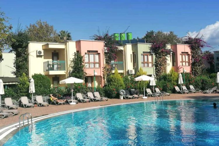 Должен ли турагент возвращать комиссию за отмененный тур?