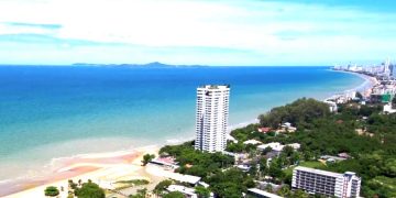 Россиянин пострадал на антиправительственном митинге в Таиланде