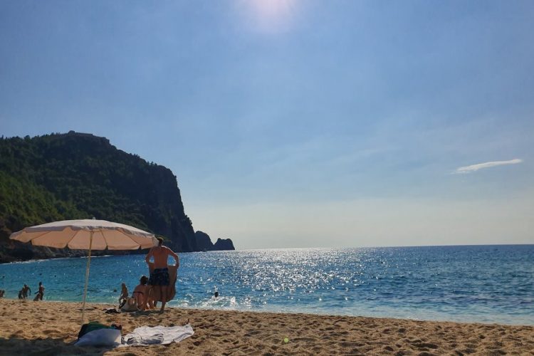 ANEX Tour объяснил, каким будет отдых в Турции после введения комендантского часа