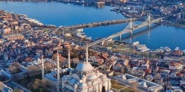 Интурист объяснил, какое направление в Турции пострадает от ужесточения карантина