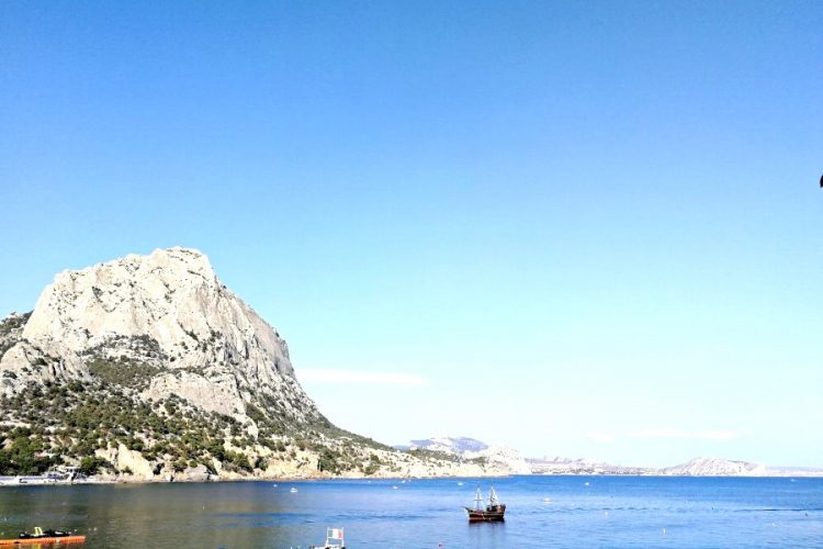 В Крыму нашли выход организовать новогодние праздники в условиях карантина