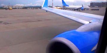 У авиакомпании Победа возникли проблемы из-за нарисованного в небе члена