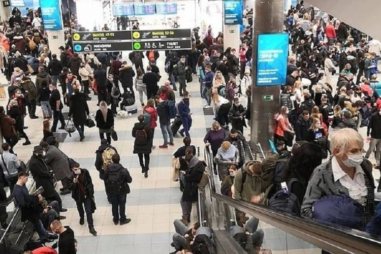новость 31-12-2020 Московские аэропорты сегодня снова столкнулись с очередями