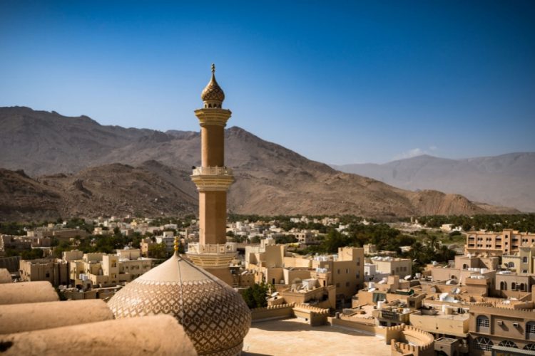 новость 02-12-2020 Оман возобновил выдачу виз иностранным туристам