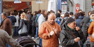 новость 27-11-2020 Итальянцы игнорируют призывы властей о сокращении физического взаимодействия