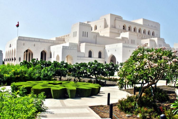 новость 13-12-2020 Международные туристы будут въезжать в Оман по новым правилам