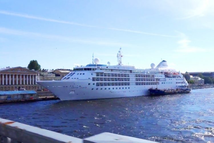 Обозначена сфера, которая вытащит туризм Санкт-Петербурга из кризиса