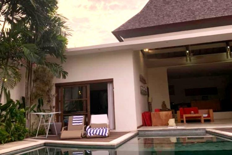 На острове Бали начался массовый голод из-за отсутствия туристов