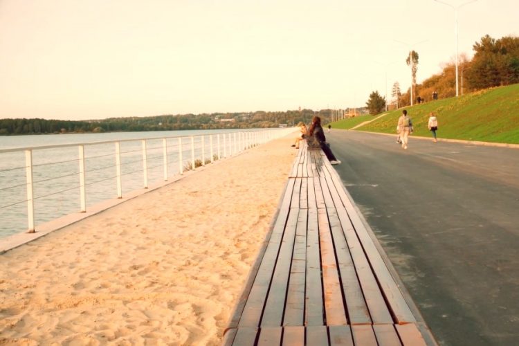 В новогодней столице решают, звать ли туристов на Новый год