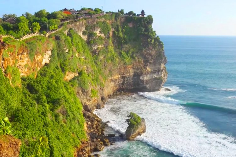 Отели на Бали для россиян подешевеют на 50 процентов