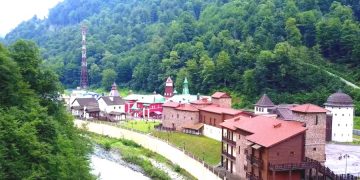 Красная Поляна в этом году повышает цены быстрее других
