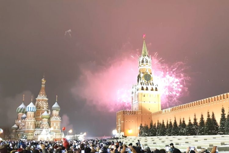 Туристов призвали не рваться за границу в новогоднюю ночь