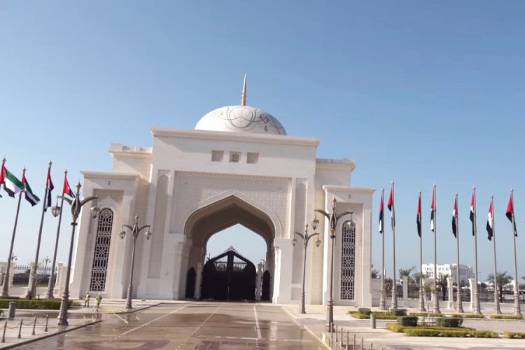 Тема туризма снова обсуждается чиновниками Абу-Даби