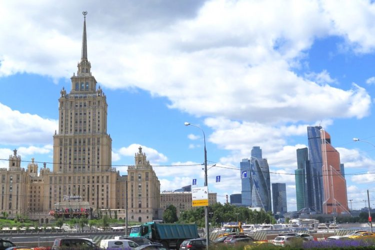 Отели Москвы рискуют остаться пустыми на Новый год