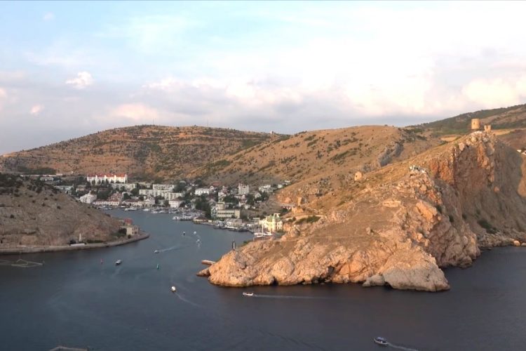 Курортный сбор в Крыму начнут взимать позже