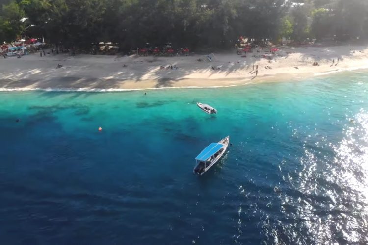 Информация о застрявшей на Бали россиянке подвержена критике