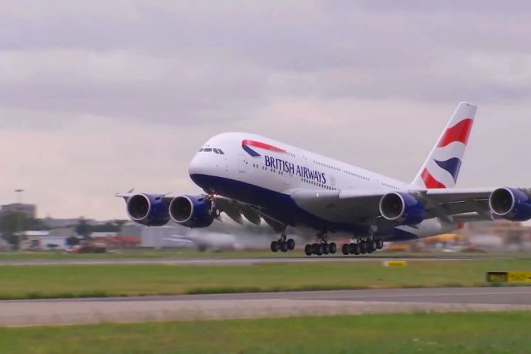 Карантин для пассажиров признали неэффективным, назревает конфликт