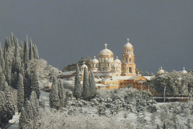 ANEX Tour предлагает интересные новогодние туры в Абхазию, где нет ограничений